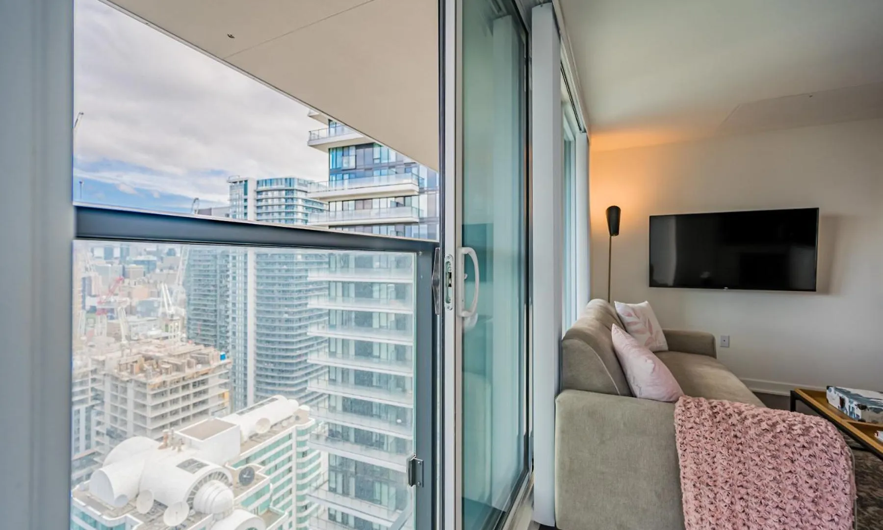 Apartment Ferienwohnung Blue Jays Aparment Toronto Kanada